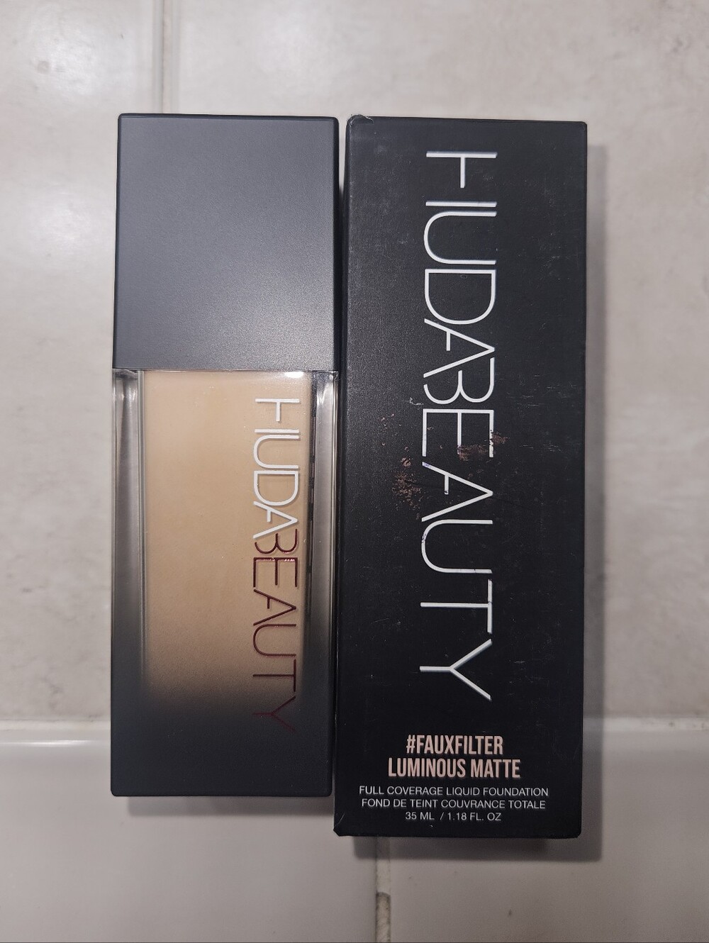 NWT DISCONTINUED Huda Beauty FauxFilter Luminous Foundation